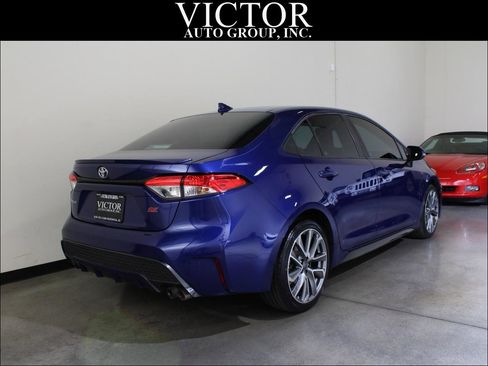 Used 2020 Toyota Corolla SE FWD image 11