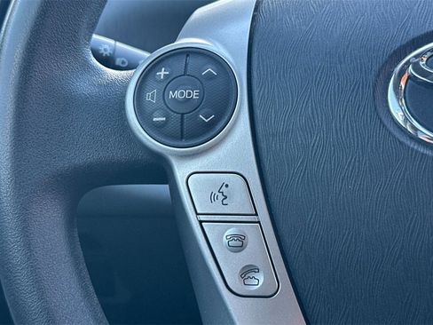 Used 2013 Toyota Prius V Three image 27