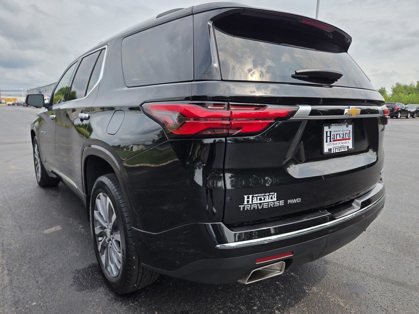 Used 2023 Chevrolet Traverse Premier AWD/4WD image 41