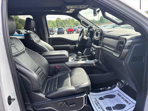 Used 2023 Ford F150 Platinum w/ FX4 Off-Road Package AWD/4WD image 12