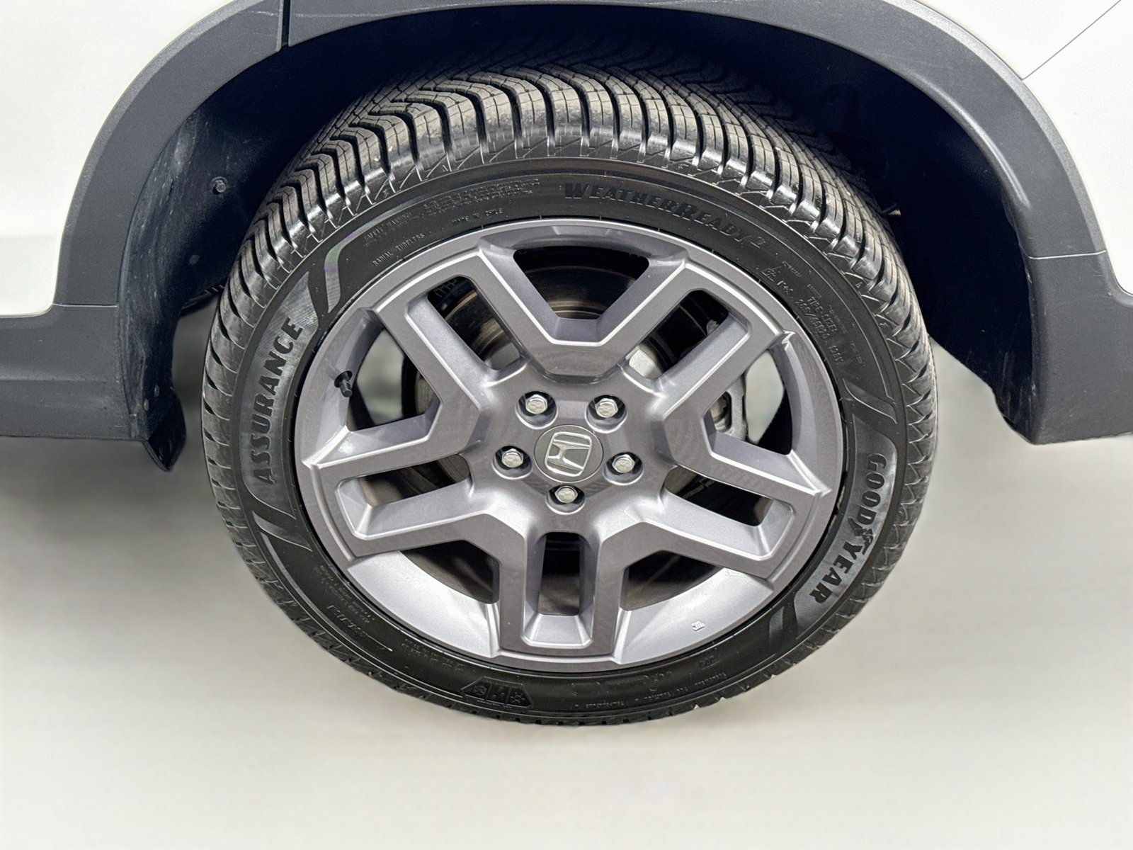 Used 2023 Honda Passport EX-L image 9