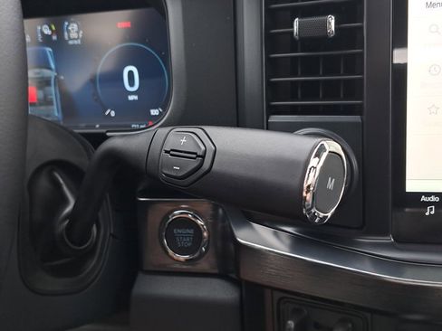 New 2025 Ford F350 Lariat w/ Lariat Ultimate Package image 32