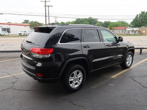 Used 2014 Jeep Grand Cherokee Laredo w/ Quick Order Package 23E AWD/4WD image 3