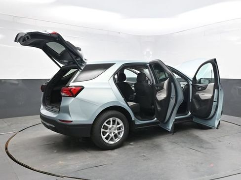 Used 2022 Chevrolet Equinox LT AWD/4WD image 49