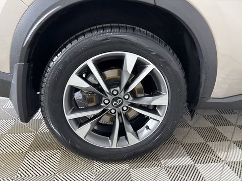 Used 2023 INFINITI QX60 Luxe w/ Performance Audio Package image 34