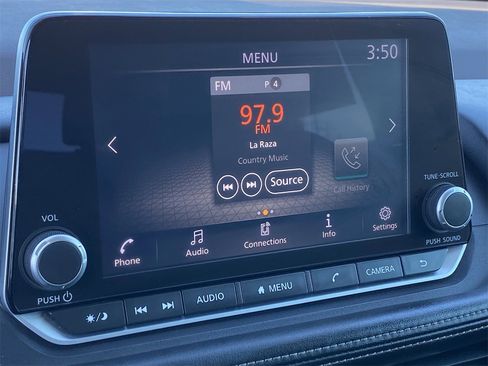 Certified 2023 Nissan Rogue S image 22