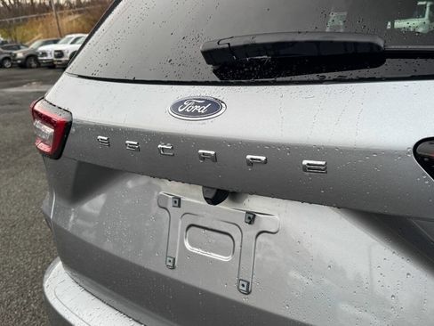 Used 2023 Ford Escape ST-Line Elite w/ Premium Technology Package AWD/4WD image 17