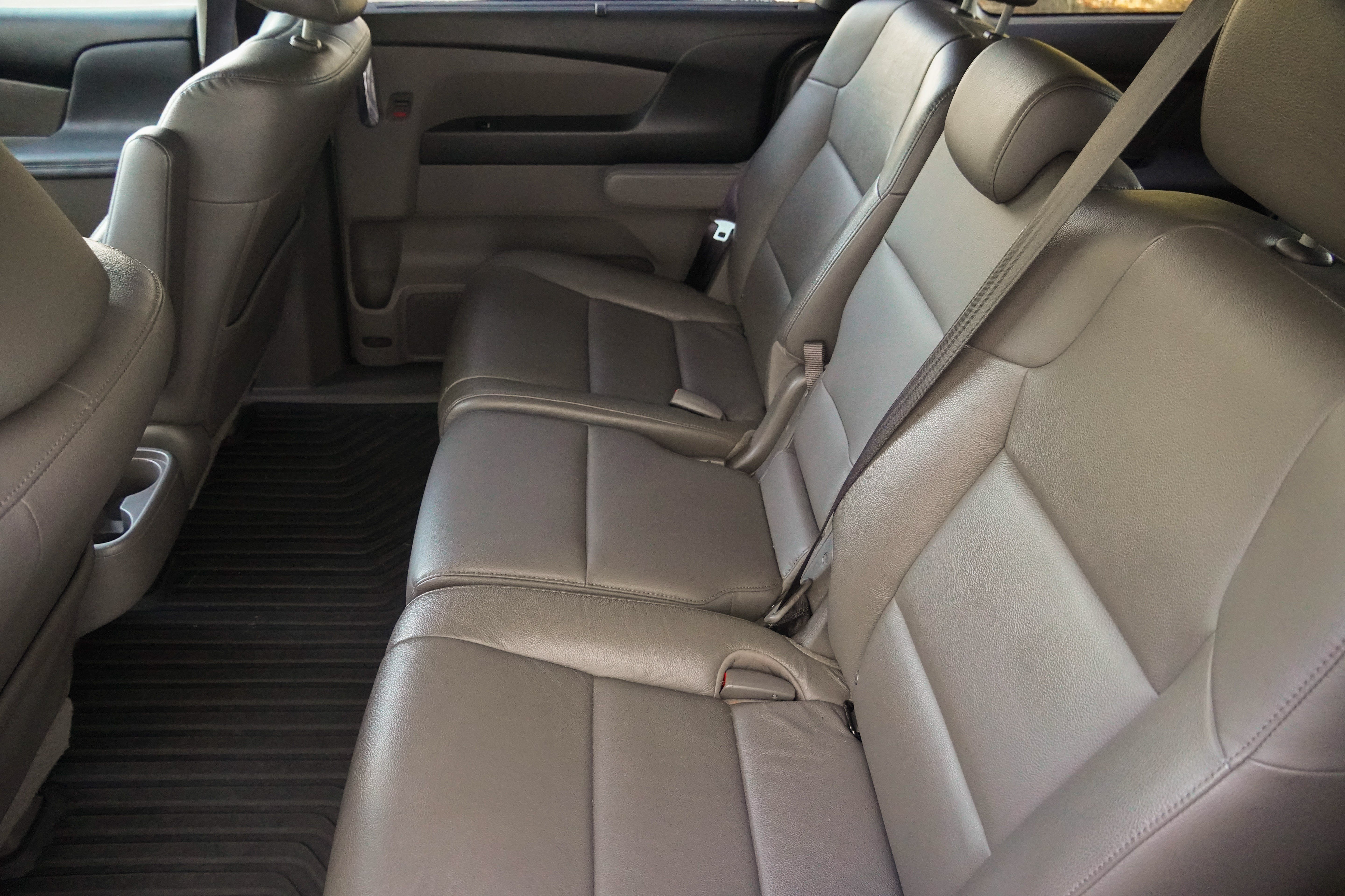 Used 2017 Honda Odyssey EX-L image 35