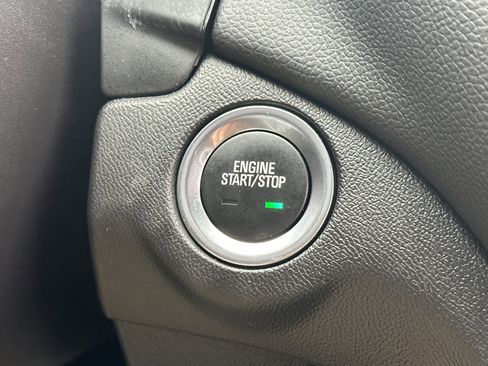 Used 2023 Chevrolet Equinox LT w/ LPO, Floor Liner Package image 22