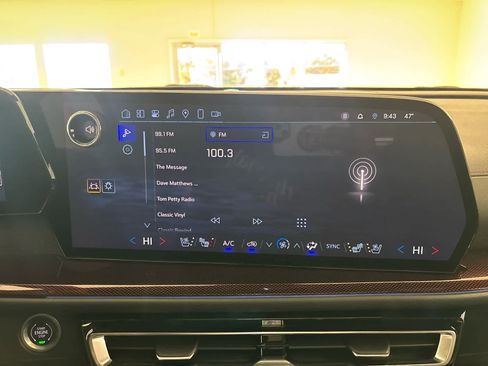 Used 2024 Chevrolet Traverse RS w/ LPO, Floor Liner Package image 45