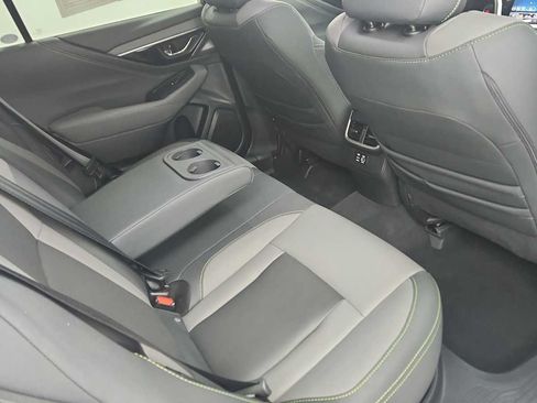 Certified 2025 Subaru Outback Onyx Edition AWD/4WD image 38