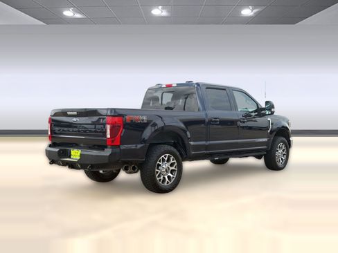Certified 2022 Ford F250 Lariat w/ Lariat Value Package image 9