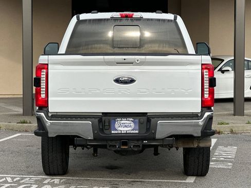 Used 2024 Ford F250 Lariat image 5