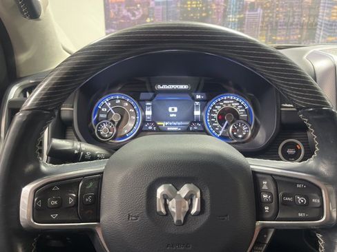 Used 2022 RAM 1500 Limited image 12