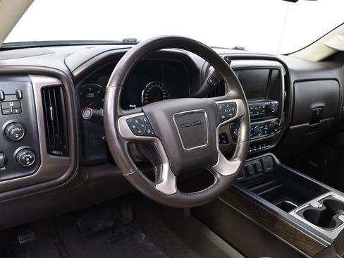 Used 2017 GMC Sierra 1500 Denali w/ Denali Ultimate Package AWD/4WD image 11