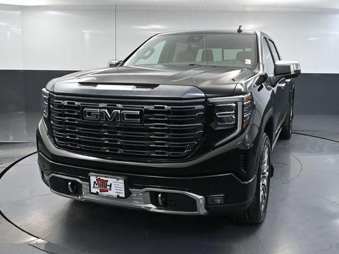 Used 2024 GMC Sierra 1500 Denali Ultimate AWD/4WD image 13
