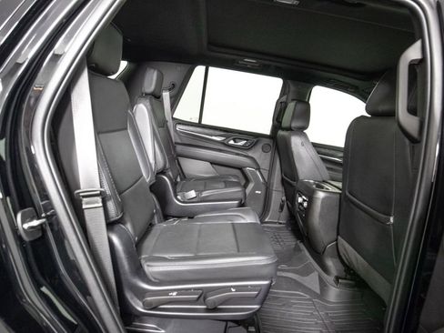 Used 2023 GMC Yukon Denali w/ Max Trailering Package AWD/4WD image 12