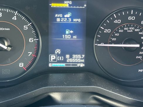 Used 2022 Subaru Crosstrek 2.0i Premium w/ Popular Package #4 image 32