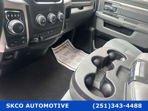 Used 2017 RAM 1500 Classic SLT image 23