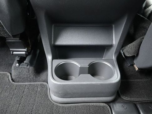 Used 2021 Toyota Sienna LE image 32