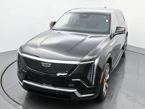 New 2025 Cadillac Escalade IQ Luxury 2 image 23