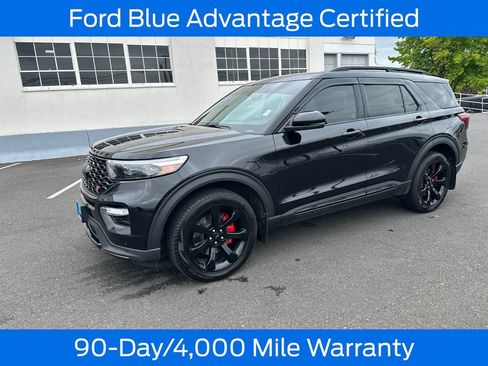 Used 2024 Ford Explorer ST w/ Technology Package AWD/4WD image 3
