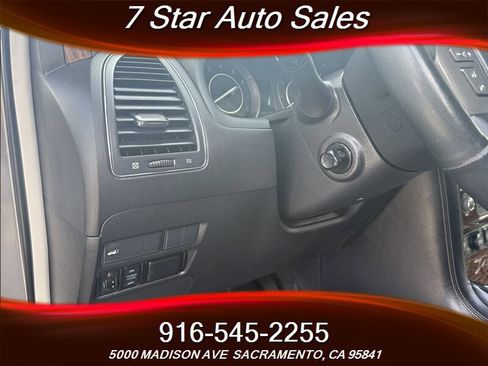 Used 2018 Nissan Armada SL w/ Moonroof Package image 7