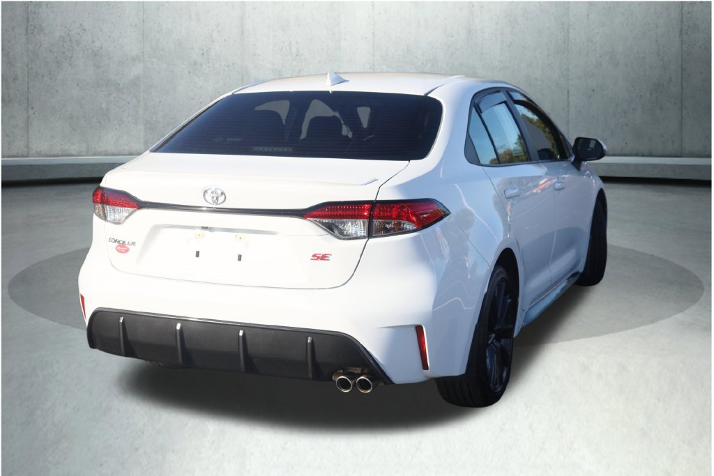 Used 2024 Toyota Corolla SE FWD image 16