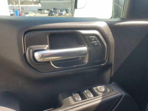 Used 2024 Chevrolet Silverado 1500 Custom image 14