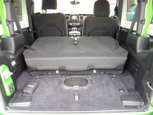 Used 2019 Jeep Wrangler Sport image 34