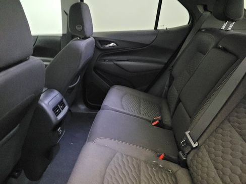 Used 2021 Chevrolet Equinox LT AWD/4WD image 18