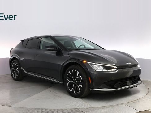 Used 2024 Kia EV6 Wind image 4