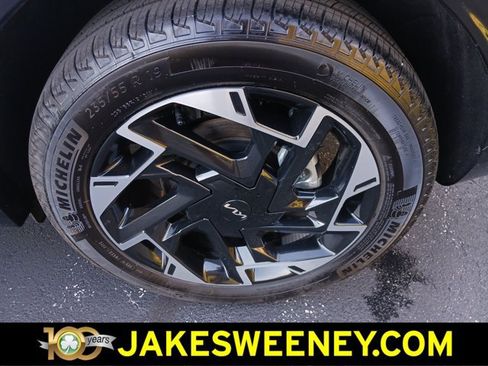 Used 2025 Kia Sportage SX AWD/4WD image 33