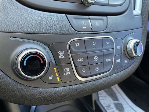 Used 2023 Chevrolet Malibu LT w/ Driver Confidence Package image 31