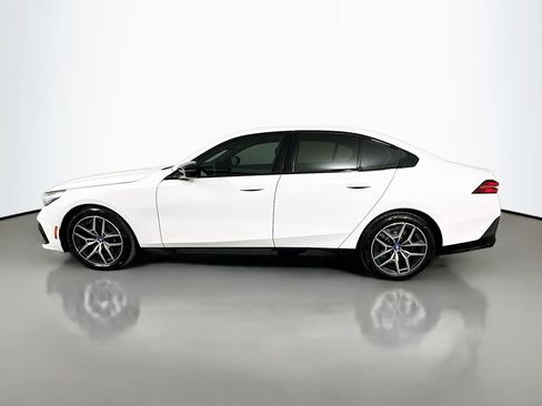 Used 2024 BMW i5 M60 w/ Premium Package AWD/4WD image 8