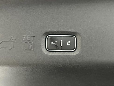 Used 2025 Ford Expedition Max Platinum w/ Platinum Ultimate Package image 16