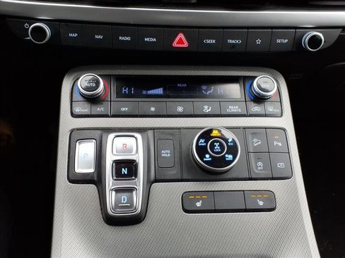 Used 2023 Hyundai Palisade SEL w/ Cargo Package image 17