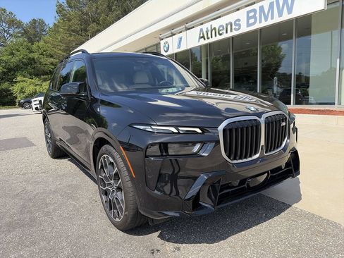 Certified 2025 BMW X7 M60i AWD/4WD image 1