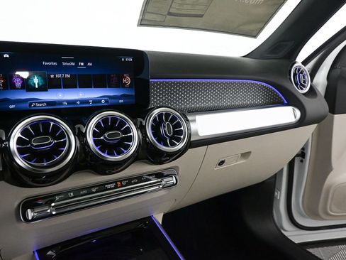 New 2026 Mercedes-Benz GLB 250 4MATIC image 13