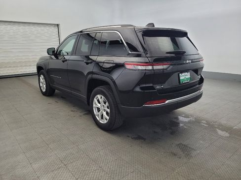 Used 2023 Jeep Grand Cherokee Limited image 5