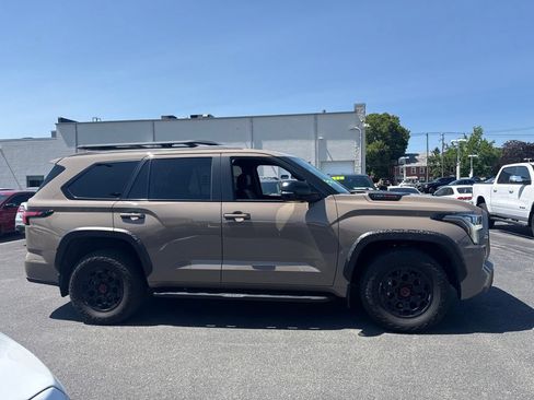 Used 2025 Toyota Sequoia TRD Pro w/ Tow Technology Package AWD/4WD image 4