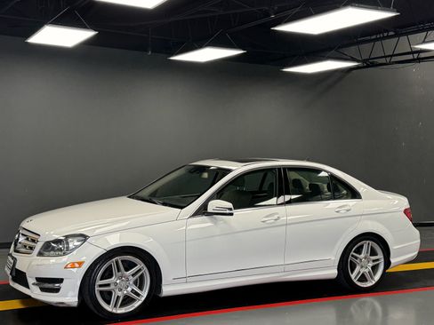 Used 2013 Mercedes-Benz C 250 Sedan image 1