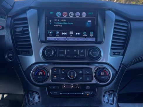 Used 2020 Chevrolet Tahoe LT image 23