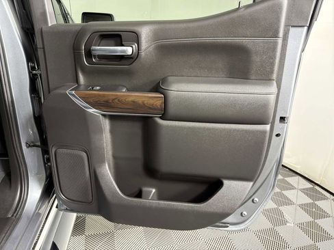 Used 2022 GMC Sierra 1500 SLT w/ SLT Premium Package image 14