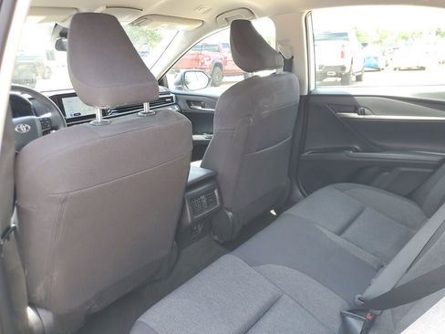 Used 2025 Toyota Camry LE FWD image 10