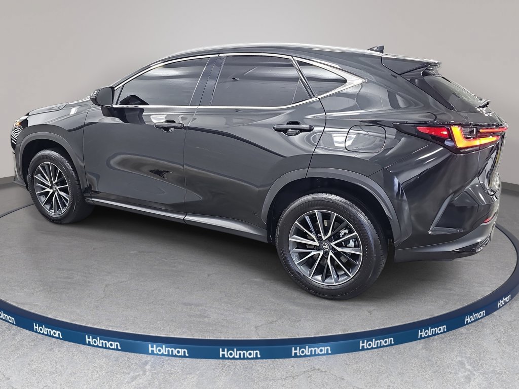 Used 2025 Lexus NX 250 FWD w/ Cold Area Package image 9