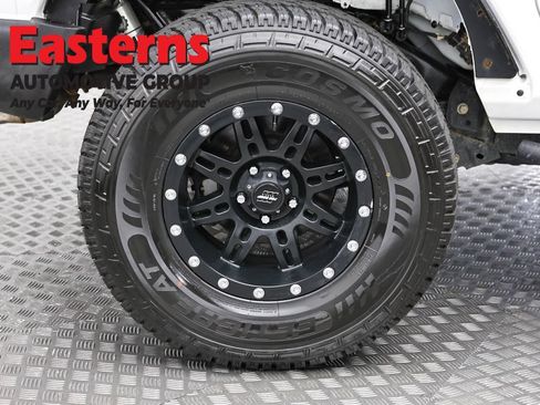 Used 2020 Jeep Wrangler Sport AWD/4WD image 27