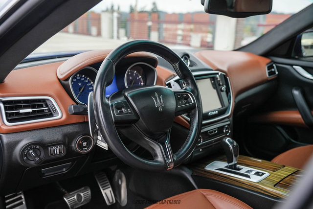 Used 2014 Maserati Ghibli S Q4 AWD/4WD image 35