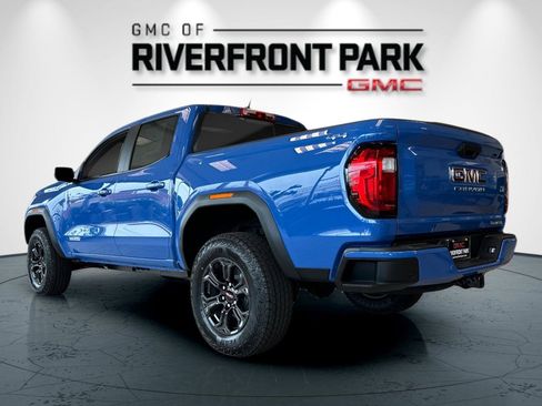 New 2025 GMC Canyon Elevation w/ Convenience Package image 5