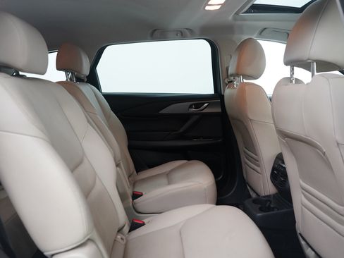 Used 2023 MAZDA CX-9 Touring image 12